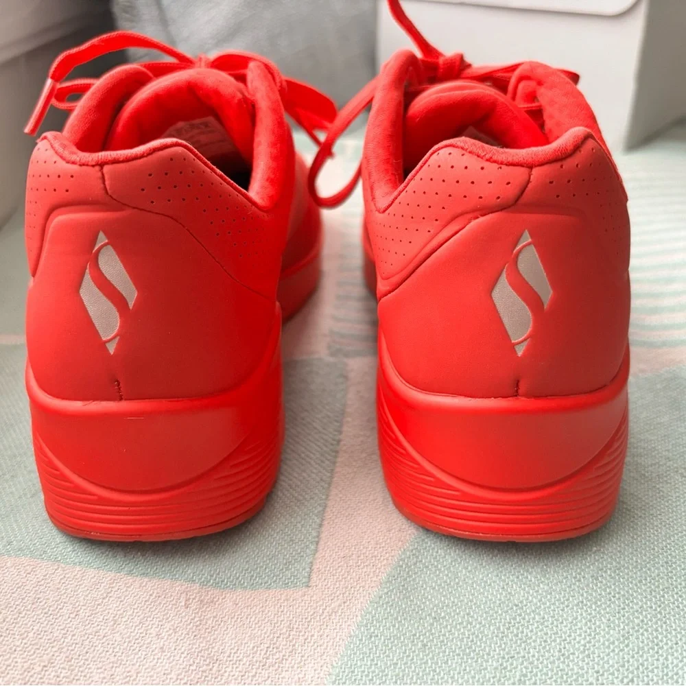 Skechers - Cherry Red Street Uno Stand on Air Sneakers - Picture 4 of 8